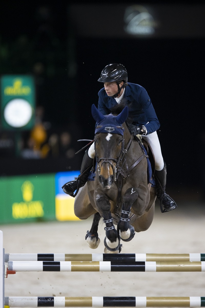 Martin Fuchs prevails in VDL Prize
