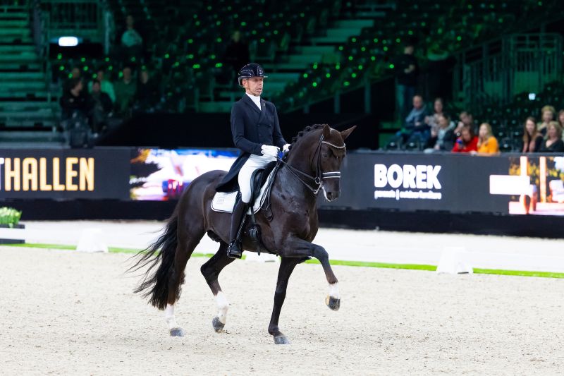 Hans Peter Minderhoud on repeat in Equilibrium Prize