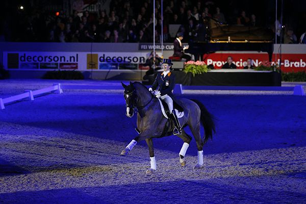 Emotional farewell show with Salinero