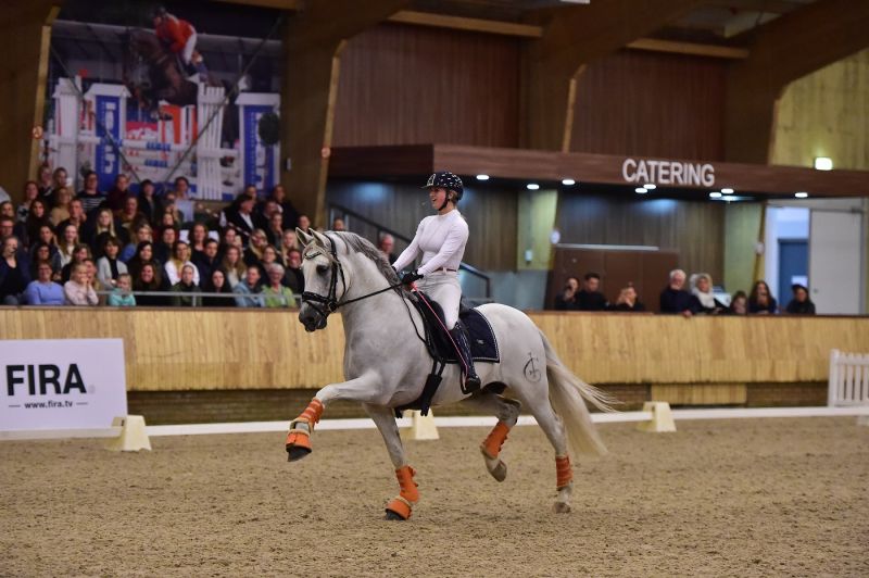 Spectaculaire FIRA show en Britt Dekker bij TDM