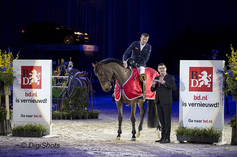 Harrie Smolders wint Brabants Dagblad Prijs