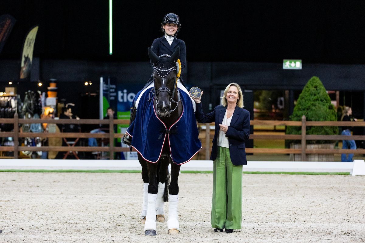 Yasmin Westerink wint CDIY proef